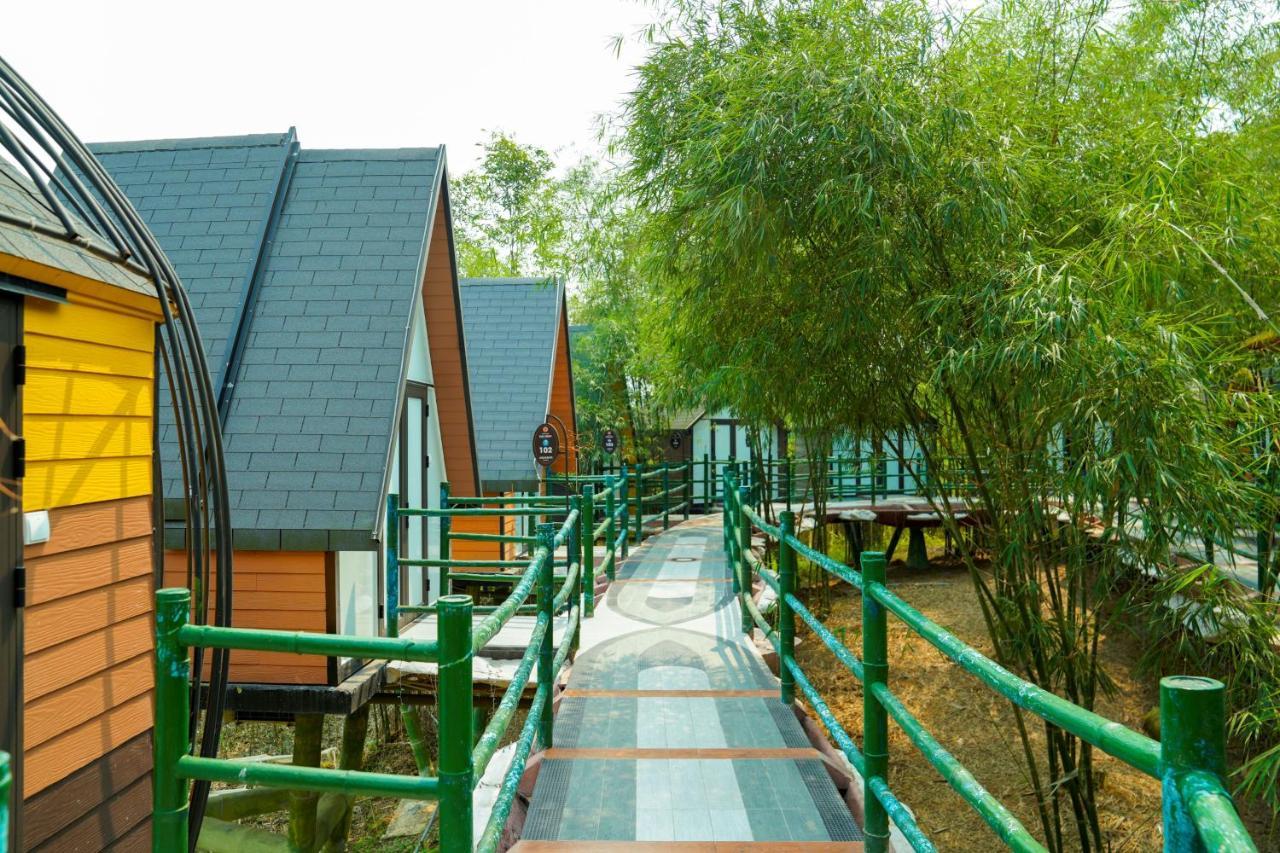 Meddom Park Hotel Cao Phong Exterior photo